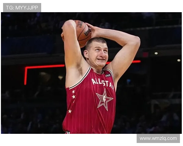 约基奇场均三双逼近威少纪录 约基奇场均三双逼近威少纪录